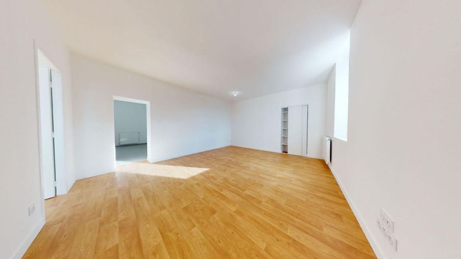 Location  appartement 1 pièce 71 m² à Jassans-Riottier (01480), 774 €