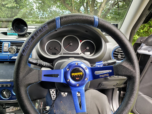 インプレッサ Wrx Sti Gdbの車検前 ステアリングクイックリリース クイックリリースボス 車検 に向けて ディープコーンステアリングに関するカスタム メンテナンスの投稿画像 車のカスタム情報はcartune