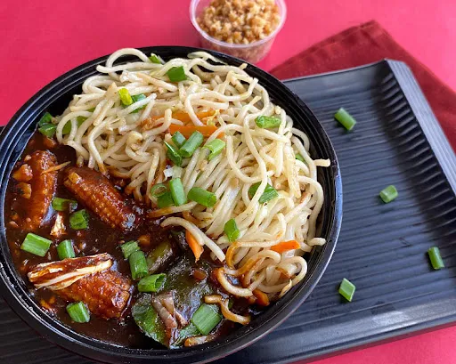 Burnt Garlic Noodles With Exotic Veg Kung-pao Gravy