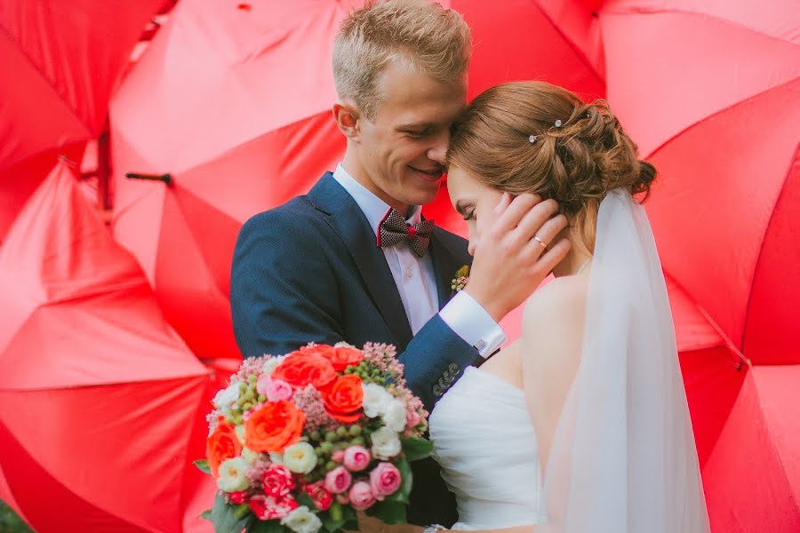 Wedding photographer Anastasiya Lesovskaya (lesovskaya). Photo of 13 October 2014