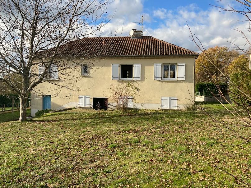 Location  maison 4 pièces 85 m² à Feytiat (87220), 850 €