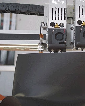 BigRep has modular extruders that make interchanging nozzles easy