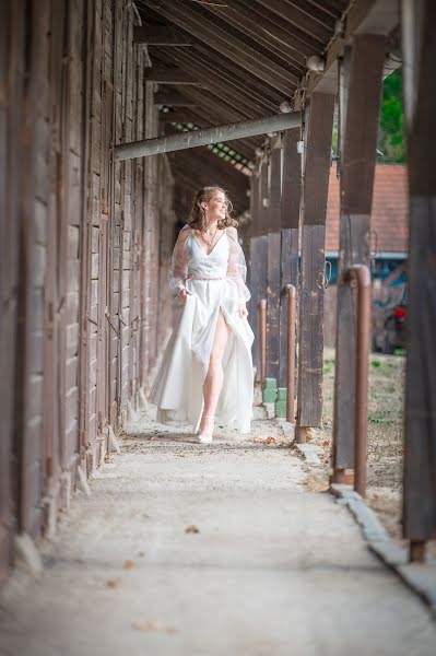 Fotógrafo de casamento Ádám Sóstai (bluenightphoto). Foto de 27 de fevereiro