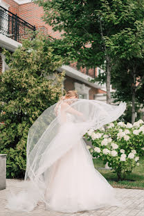 Fotografo di matrimoni Yana Urueva (yanaurueva). Foto del 26 agosto 2021