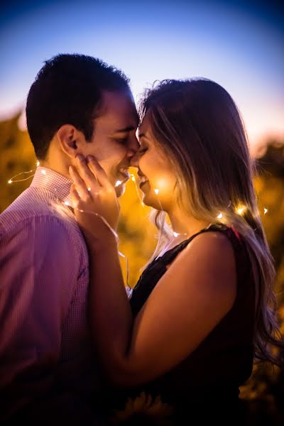 Fotografo di matrimoni Leandro Queiroz (leandroqueiroz05). Foto del 27 marzo 2019