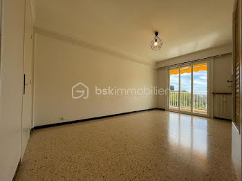 appartement à Cannes la bocca (06)