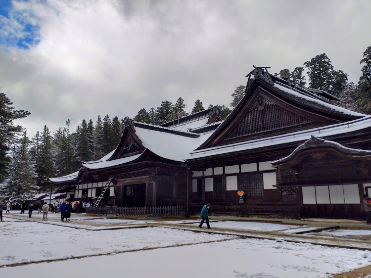 GR86の奈良ドライブ・和歌山ドライブ・奈良マラソン・冬の空と愛車・雪が積もったに関するカスタム事例の投稿画像6枚目