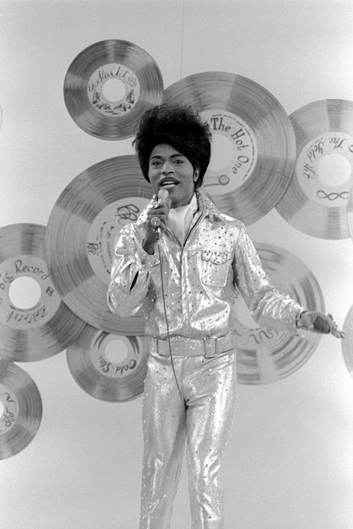 Little Richard performs on an episode of the CBS musical variety show 'The Glen Campbell Goodtime Hour,' Los Angeles, California, on September 14, 1971.