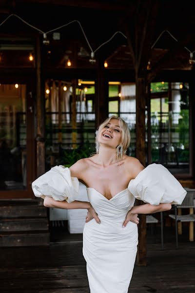 Wedding photographer Natalya Menshikova (ginger). Photo of 15 June 2021