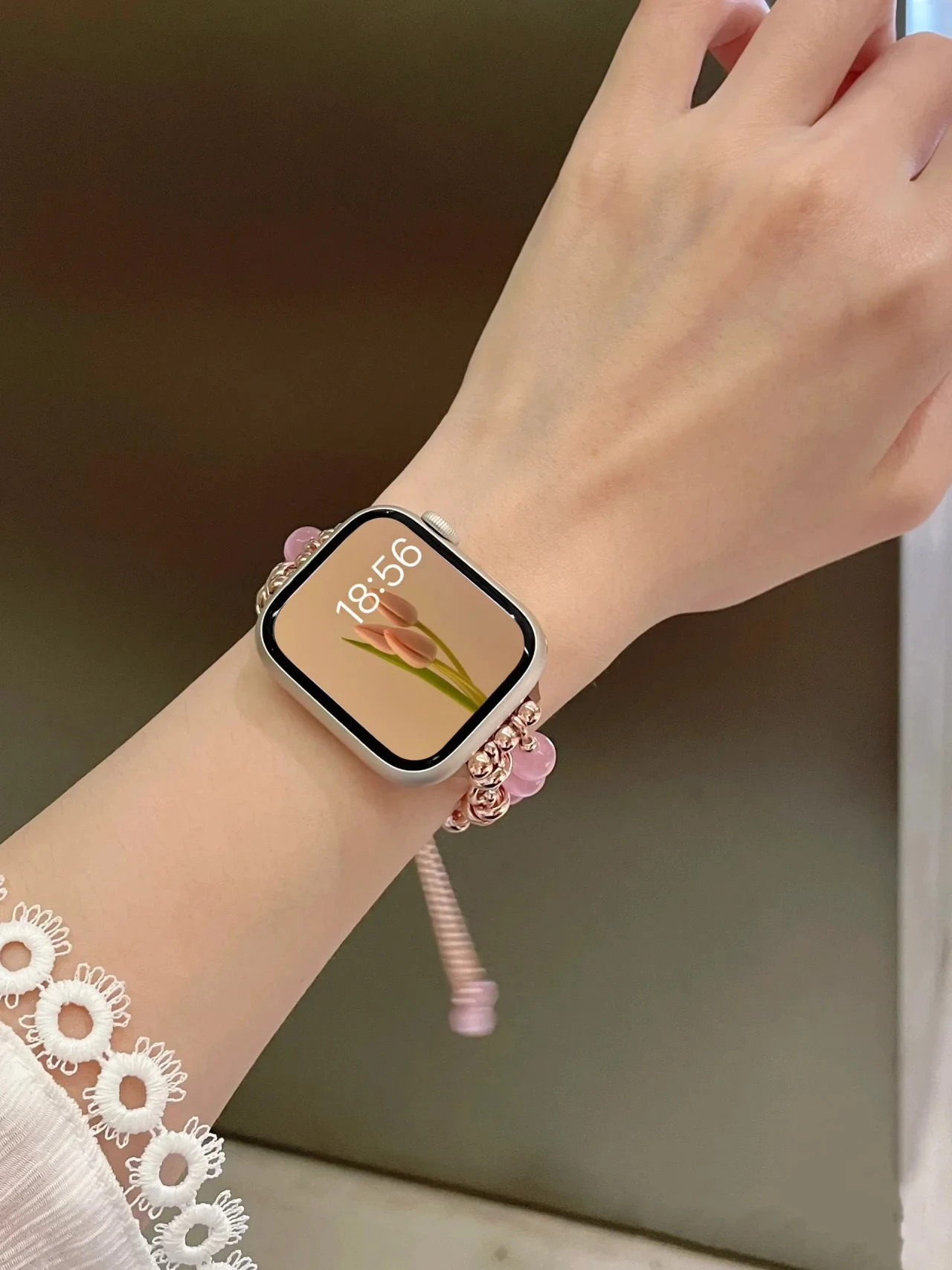Title 5, Bracciale in metallo stile classico con perline...