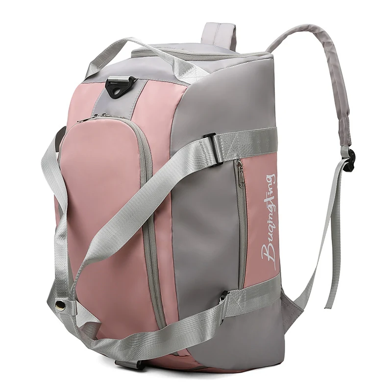 Nieuwe grote reisrugzak voor heren en dames. Grote capaciteit, perfect voor reizen en avonturen. Comfortabel en duurzaam. Veel opbergruimte.
