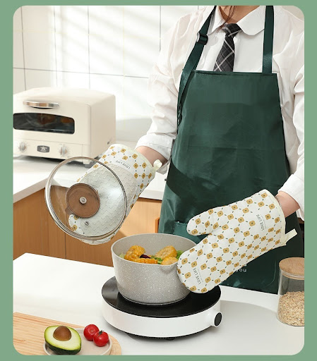 Title 11, Thickened Microwave Oven Heat Insulation Gloves...