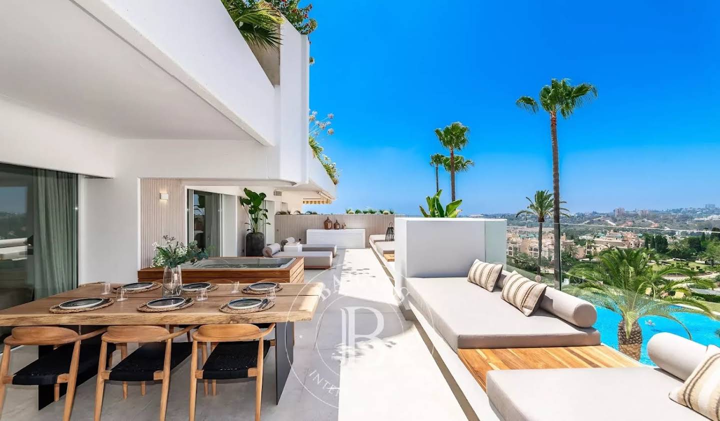 Apartment with terrace Marbella