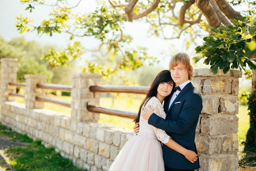 Fotógrafo de casamento Aleksandra Nadtochaya (alexnadtochaya). Foto de 6 de abril 2017