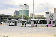 A Re Yeng bus service in Mamelodi, east of Pretoria, has been suspended after local taxi associations made threats to the buses after demanding they raise the fare to equal those of the taxis.