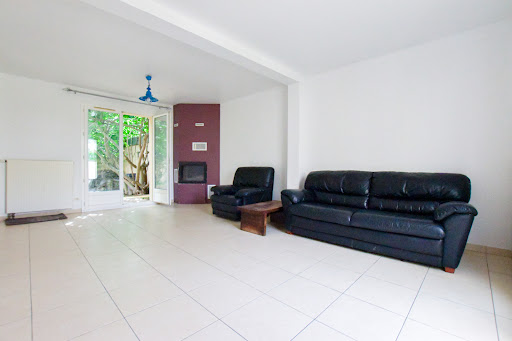 House 3