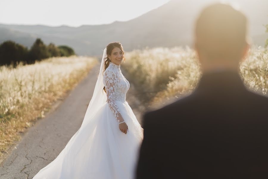 Fotógrafo de casamento Gianluca Crisafi (imagine). Foto de 27 de junho 2022