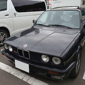 B3セダン