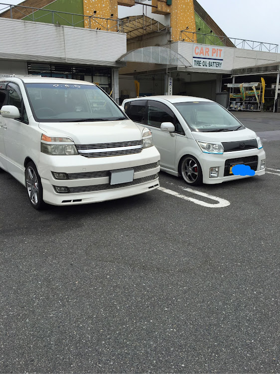 ヴォクシーのドライブ・VOXY・moveに関するカスタム事例の投稿画像3枚目