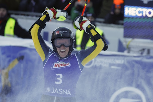 Sara Hektor pobednica veleslaloma u Jasni