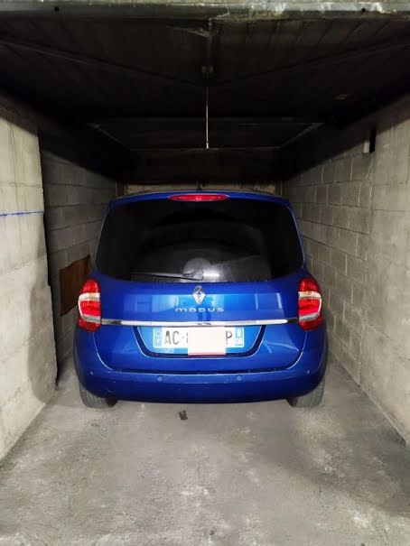 Vente parking   à Nice (06000), 48 000 €