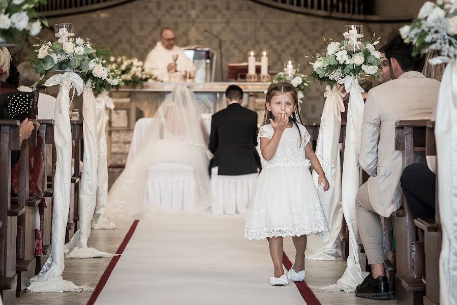 Fotógrafo de casamento Marco Angius (angius). Foto de 4 de maio 2019