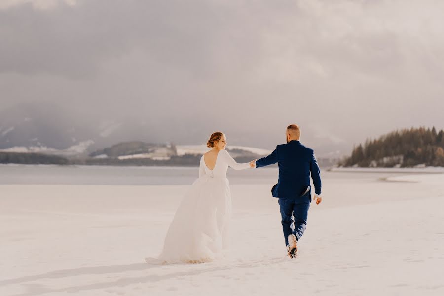 Fotógrafo de casamento Katarína Žitňanská (katarinazitnan). Foto de 20 de janeiro 2023