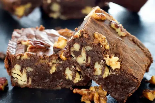 Nutty Walnut Brownie [1 Pc]