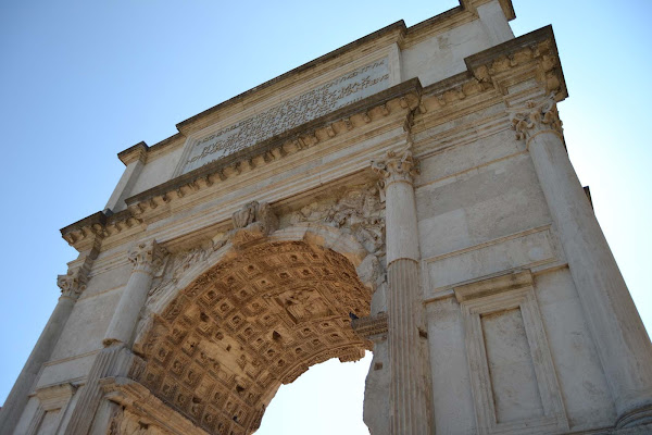 arco maestoso di aeglos