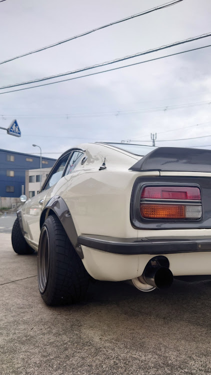 フェアレディZの愛車のある風景・s30z・240Z・本日もお疲れ様でしたに関するカスタム事例の投稿画像5枚目