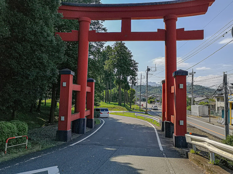 アルファードの😈悪巧😈・TEAM Excitación・純ベタ⛩️・エアサス⛩️・第３段⛩️に関するカスタム事例の投稿画像2枚目