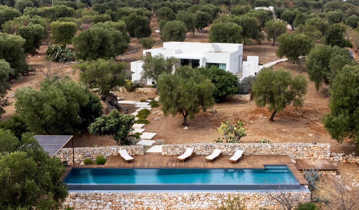 Villa avec piscine et terrasse Carovigno