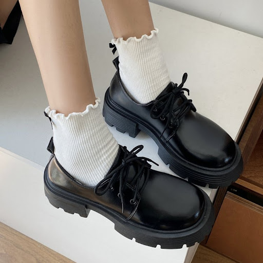 Title 5, Damen Echtleder Schuhe mit dicker Sohle und Erh...