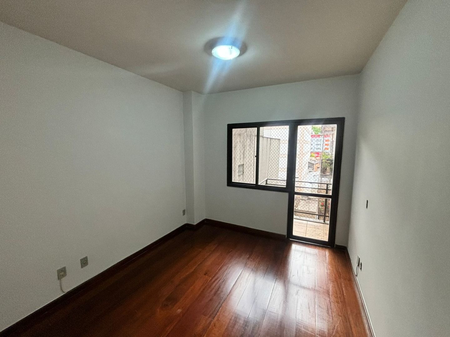 Apartamento para Alugar em Centro, Nova Friburgo - RJ - Foto 4