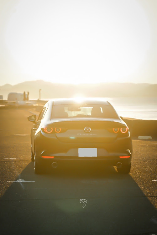 MAZDA3の海と愛車・お盆休み・夏休み・ドライブに関するカスタム事例の投稿画像3枚目