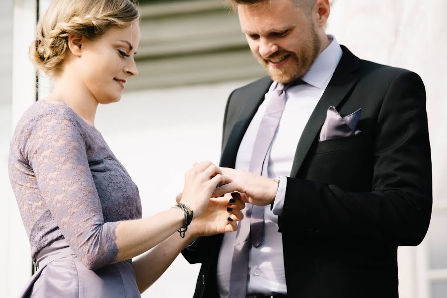 Fotografo di matrimoni Agnes Orre (aofotograf). Foto del 30 marzo 2019