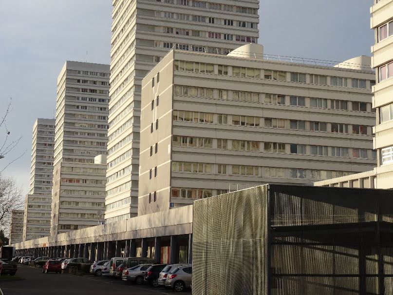 Location  parking   à Mons-en-Baroeul (59370), 32 €