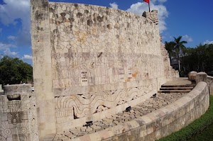 Monumento a la Patria