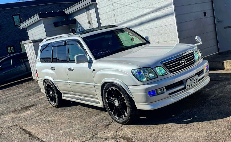 ランドクルーザーシグナスのランドクルーザーシグナス・ランドクルーザー・TOYOTA・DCU group・シグナスに関するカスタム事例の投稿画像2枚目