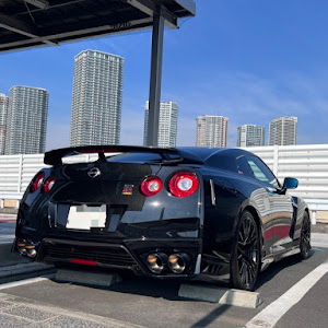 NISSAN GT-R R35