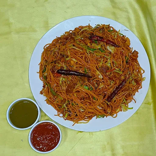 Chicken Singapuri Chowmein