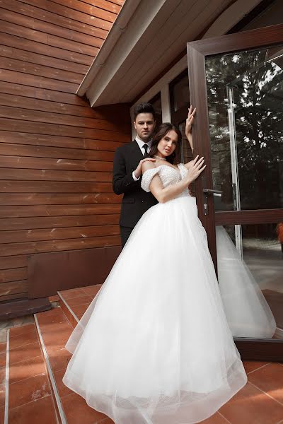 Wedding photographer Kristina Nevskaya (kristinanevskaya). Photo of 18 November 2023