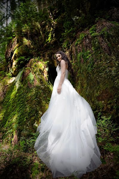 Fotógrafo de casamento Anna Przytuła (annaprzytula). Foto de 10 de junho 2016