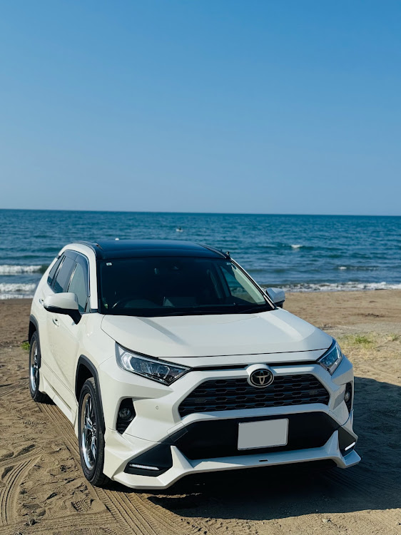 RAV4のYUUKIさんが投稿したカスタム事例の投稿画像1枚目