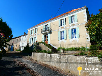 maison à Saint-Thomas-de-Conac (17)