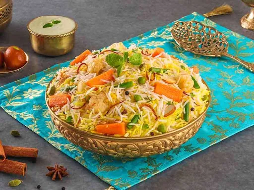 Subz-e-Biryani (Dum Veg Biryani - Serves 2)