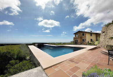 Villa with pool 16