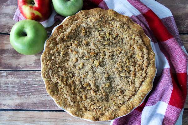 Sour Cream Apple Pie_image