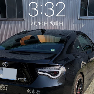 86 ZN6