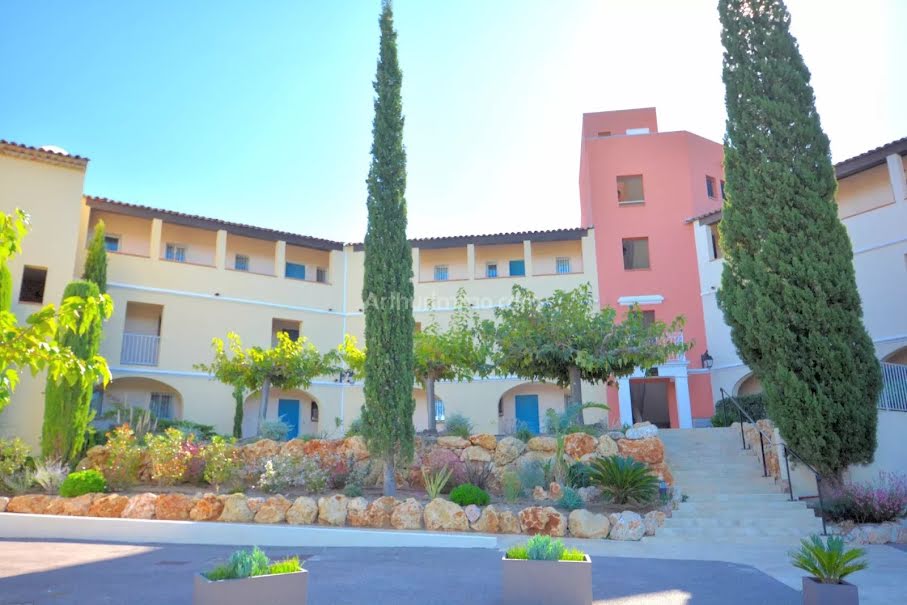 Vente appartement 2 pièces 64.27 m² à Roquebrune-sur-Argens (83520), 274 000 €